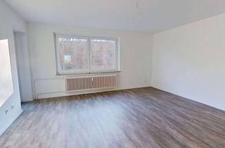 Wohnung mieten in Kieler Str. 52a, 24768 Rendsburg, Große 3-Zimmer-Wohnung mit BALKON, EINBAUKÜCHE und BADEWANNE