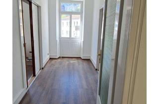 Wohnung mieten in Friedrich Ebertplatz, 67466 Lambrecht, Geräumige 5-Zimmer Wohnung im 1. OG in Lambrecht (Pfalz)