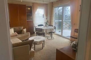 Wohnung mieten in Bergstraße 30, 42651 Solingen-Mitte, Seniorengerechte 2-Zimmer Wohnung mit Balkon im 2. OG in Solingen-Mitte