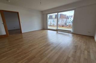 Wohnung mieten in 37085 Göttingen, Schöne 3 Zimmer Erdgeschosswohnung mit Einbauküche und großer Terrasse im Ostviertel in Göttingen