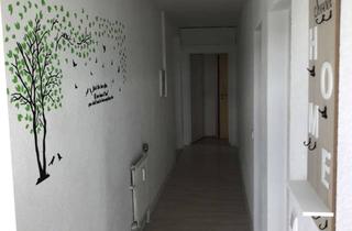 Wohnung mieten in Nordstraße, 65589 Hadamar, Modernisierte Wohnung mit 7 Zimmern und 6 Bädern + EBK und Garten in Hadamar (Oberzeuzheim)