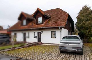 Doppelhaushälfte kaufen in 36466 Dermbach, Wohnkomfort auf zwei Ebenen: Vermietete Doppelhaushälfte in Stadtlengsfeld zu verkaufen