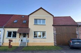 Haus kaufen in 14827 Wiesenburg, Resthof mit 5 Zimmern, Scheune und großem Garten in Mützdorf