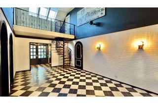 Haus kaufen in 24837 Schleswig, Stilvoller Bungalow mit Wintergarten / Ausbaureserve im DG