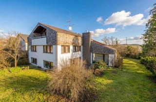 Anlageobjekt in 72622 Nürtingen, Einfamilienhaus mit Pool, Einliegerwohnung und weitläufigen Grundstück