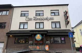 Anlageobjekt in 53840 Troisdorf, Knapp 6% Rendite! Wohn- und Geschäftshaus nahe der Troisdorfer Innenstadt zu verkaufen!