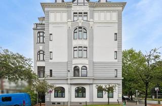 Wohnung kaufen in 24103 Kiel, Repräsentative Altbau-Einheit in exklusiver Lage – stilvoll und vielseitig nutzbar in Kiel