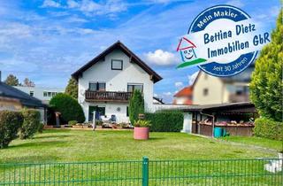 Haus kaufen in 64850 Schaafheim, Schaafheim / Mosbach - Großzügiges Zweifamilienhaus mit sonnigem Garten, Terrasse und Garage in idyllischer Feldrandlage