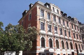 Wohnung kaufen in Eugen- Fritsch- Straße 17, 08523 Plauen, -Zentrumsnah- günstige 1 Zimmer Wohnung im Souterrain mit Garage... auch für Kleingewerbe geeignet