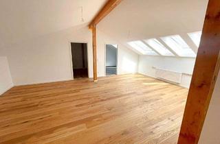 Wohnung kaufen in 84508 Burgkirchen, Ideal als Kapitalanlage: Vermietete Dachgeschosswohnung