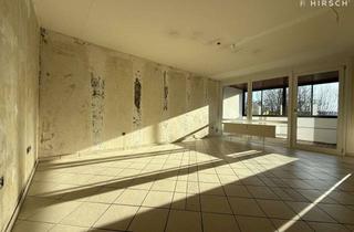 Wohnung kaufen in 71642 Ludwigsburg, Großzügige 4 Zimmerwohnung in Neckarweihingen, teilrenoviert, Bad neu