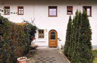 Wohnung kaufen in 85464 Finsing, Attraktive, vermietete Maisonettewohnung im Zweifamilienhaus – Neufinsing