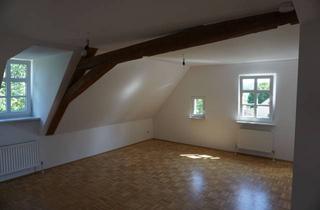 Wohnung kaufen in Am Alten Schloß 18, 95466 Weidenberg, 3-Zimmer Wohnung im 2. Stock mit 85 m² in Weidenberg