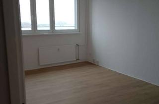 Wohnung mieten in Henrik-Ibsen-Str., 18106 Evershagen, Sanierte 1-Zimmer Wohnung mit Einbauküche