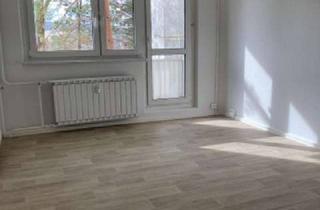 Wohnung mieten in Turnvater-Jahn-Straße 25, 99326 Stadtilm, 2‑Zimmer‑Wohnung mit Balkon wird für Sie hergerichtet