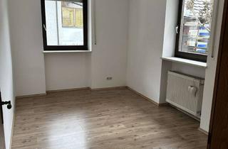 Wohnung mieten in Krautaustraße 31, 84130 Dingolfing, Gepflegte 2-Zimmer-EG-Wohnung mit Terrasse & Einbauküche