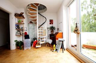 Wohnung mieten in Stellinger Chaussee, 22529 Lokstedt, Kuschelige 2 - Zimmer - Dachgeschosswohnung mit ausgebautem 3. Raum im Spitzboden!