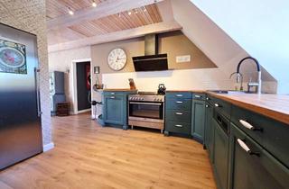 Wohnung mieten in Rendsburger Straße 58, 24594 Hohenwestedt, Attraktive 4-Zimmer Dachgeschosswohnung mit kleinem Balkon, Garten und Outdoorküche in Hohenwestedt