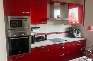 Wohnung mieten in Ubierweg, 42653 Gräfrath, Dringend: Helle 4-Zimmer Wohnung mit Balkon in Solingen-Gräfrath