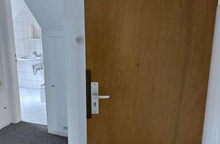 Wohnung mieten in Lakumer Straße 11, 47137 Untermeiderich, Lakumer Straße 11, 47137 Duisburg