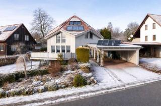 Haus kaufen in 96253 Untersiemau, Ein Architektur-Unikat: Individuelles Passivhaus mit ikonischem Sechseck-Dach