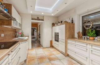 Einfamilienhaus kaufen in 47506 Neukirchen-Vluyn, Familienfreundliches Einfamilienhaus mit großem Garten und flexiblem Raumangebot in Neukirchen-Vluyn