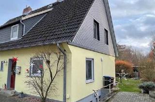 Doppelhaushälfte kaufen in Am Heidebad 11, 21614 Buxtehude, Auf Erbpachtgrundstück! Modernisierte DHH im DG ca. 40 qm Reserve