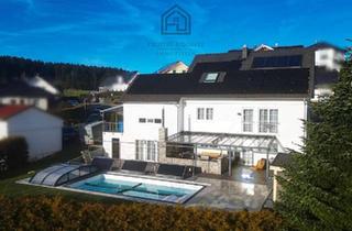 Einfamilienhaus kaufen in 78594 Gunningen, F&D | Großzügiges Einfamilienhaus mit Pool in ruhiger Wohnlage