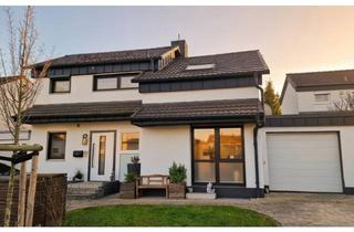 Einfamilienhaus kaufen in 61250 Usingen, Provisionsfrei: Gepﬂegtes Einfamilienhaus mit PV-Anlage und Garage