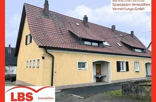 Haus kaufen in 92237 Sulzbach-Rosenberg, "AUFBRUCH IN DIE ZUKUNFT IM EIGENHEIM" Interessante DHH mit Garten und Doppelgarage in Su.-Ro.