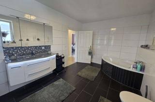 Einfamilienhaus kaufen in 31185 Söhlde, Modernes Einfamilienhaus in Söhlde: moderne Ausstattung, Doppelgarage und gepflegter Garten.