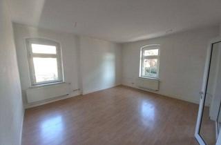 Wohnung mieten in 09337 Hohenstein-Ernstthal, gemütliche 3-Zimmer Wohnung im 2. OG am Rosa-Luxemburg-Park, mit Mietergarten