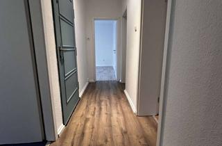Wohnung mieten in 65779 Kelkheim, Exklusiv renovierte 3-Zimmer-Wohnung mit großem Wintergarten & traumhaftem Grünblick