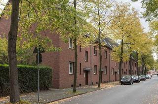 Wohnung mieten in Am Borgschenhof 26, 47229 Friemersheim, Dusche, Badewanne und Balkon - große, modernisierte Dreizimmerwohnung in Duisburg-Friemersheim
