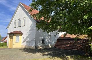 Haus kaufen in Friedrich-Hörchner-Straße 33, 99897 Tambach-Dietharz, Ortsrandlage mit 4.200 qm Grundstück - Einmalige Gelegenheit in Tambach-Dietharz