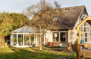 Haus kaufen in Goethestraße 63, 15345 Rehfelde, Mehrgenerationen 1.388 m²-Grundstück mit zwei Häusern und viel Platz für individuelle Entfaltung