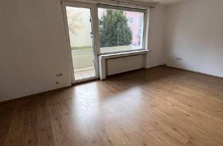Wohnung mieten in 58091 Hagen, Ruhe genießen & clever wohnen: 2-Zimmer-Traum mit Balkon für nur 690 € Gesamt!