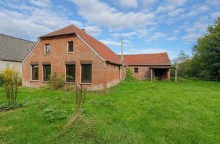 Einfamilienhaus kaufen in 26434 Wangerland, PROVISIONSFREI: Charmantes Landhaus mit großem Grundstück und Scheune – Ihr Platz für neue Ideen