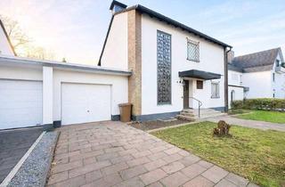 Einfamilienhaus kaufen in 40724 Hilden, Hilden - Freistehendes Einfamilienhaus, 8-Zimmer mit großem Grundstück in begehrter Lage von Hilden