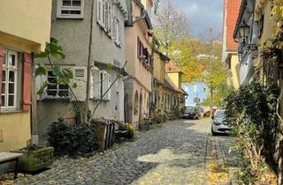 Wohnung kaufen in 73734 Esslingen, Esslingen am Neckar - Von Privat: 1 12 Zimmerwohnung in historischem Haus in Esslingen