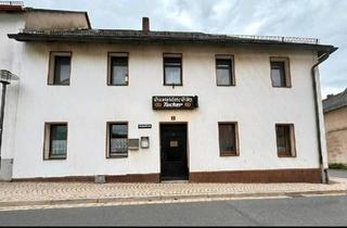 Haus kaufen in 91281 Kirchenthumbach, Kirchenthumbach - Ein Projekt mit Potenzial im Herzen von Kirchenthumbach!