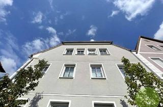 Wohnung kaufen in Nürnberger Straße 23, 91413 Neustadt, ** BESTLage ** in historischer Altstadt ** DIE Top 3 Zimmer-Garten-Whg ** 120 qm ** 2 Stellplätze