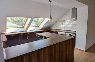Wohnung mieten in 09326 Geringswalde, Traumhafte Dachgeschosswohnung mit Einbauküche - 4-Raum-Wohnung mit großem Grundstück