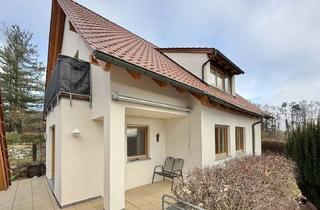 Wohnung mieten in 92521 Schwarzenfeld, "Sehr gepflegte Erdgeschosswohnung mit Terrasse, Einbauküche & Garage in Schwarzenfeld"