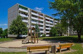 Wohnung mieten in Lise-Meitner-Str. 15, 01169 Gorbitz-Nord/Neu-Omsewitz, Praktische 3-Zimmer-Wohnung - WG geeignet!