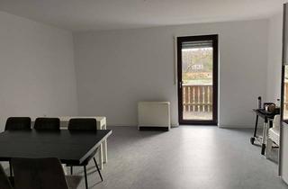 Wohnung mieten in 86391 Stadtbergen, Geräumige 4-Zimmer Wohnung mit Balkon in Stadtbergen