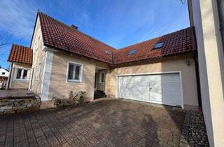 Haus kaufen in 85302 Gerolsbach, Hofstelle mit zwei Wohnhäusern und Scheune in Gerolsbach OT Junkenhofen zu verkaufen!