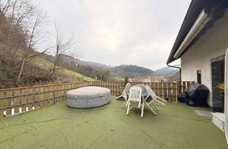 Haus kaufen in 79692 Tegernau, Zweifamilienhaus in ruhiger Lage mit Bergblick und Sonnenterrasse