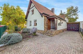 Einfamilienhaus kaufen in 04425 Taucha, Freistehendes Einfamilienhaus mit großem Grundstück – Raum für Familie, Leben & Ideen