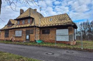 Haus kaufen in 04860 Torgau, Torgau - Ehemaliger Bahnhof - Alleinlage am großen Teich